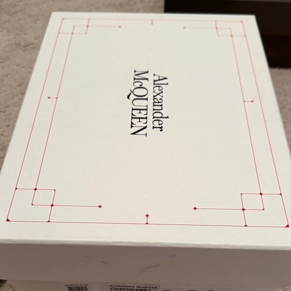 Alexander McQueen Glitter Sneakers - Picture 6 of 7